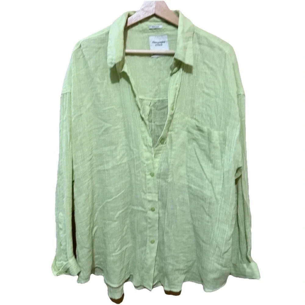 Abercrombie & Fitch Oversized Crinkled Button Up Blouse Large Green EUC - Picture 1 of 5